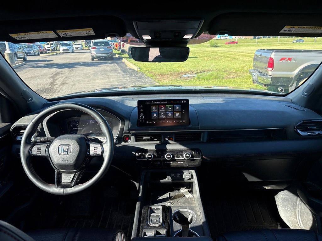 Used 2025 Honda Pilot Black Edition image 21