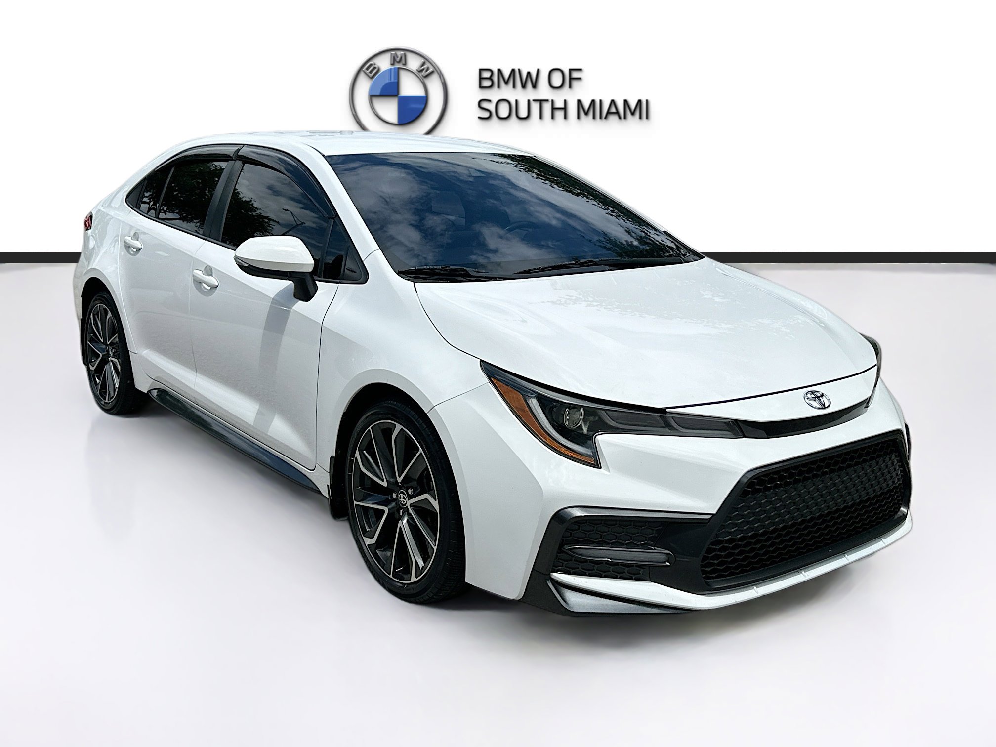 Used 2020 Toyota Corolla SE FWD image 1