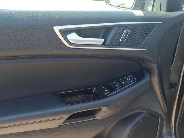 Used 2020 Ford Edge SEL w/ Convenience Package AWD/4WD image 10