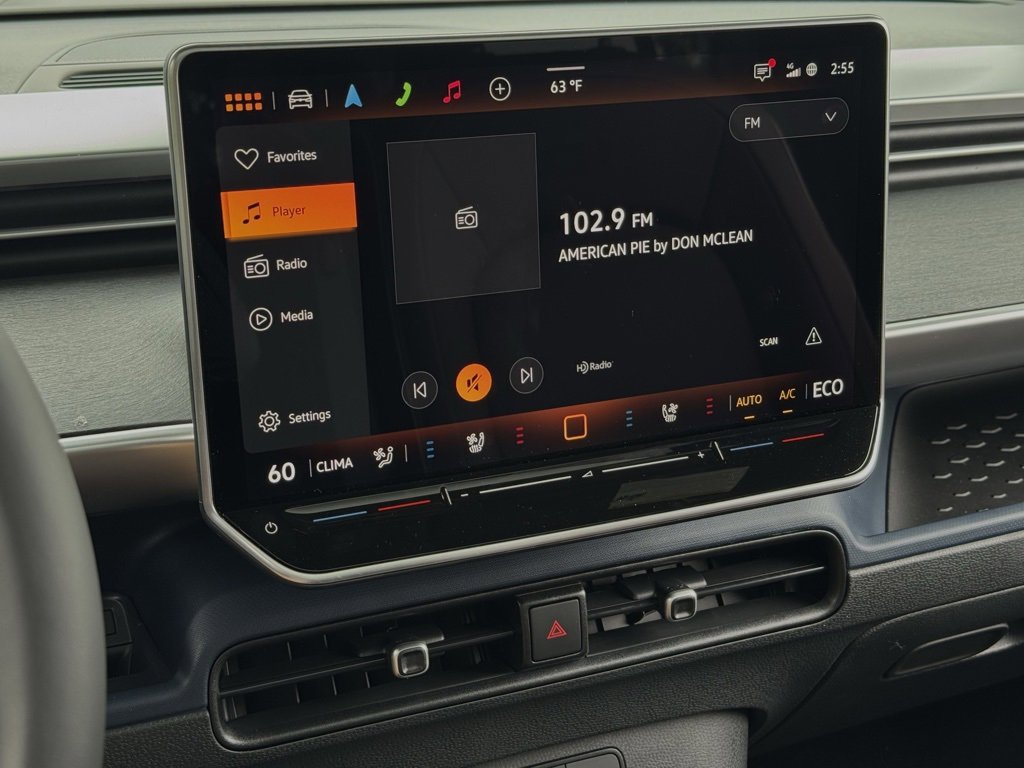 New 2025 Volkswagen ID. Buzz Pro S Plus image 38