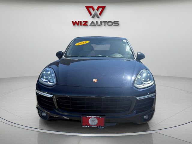Used 2017 Porsche Cayenne S image 2