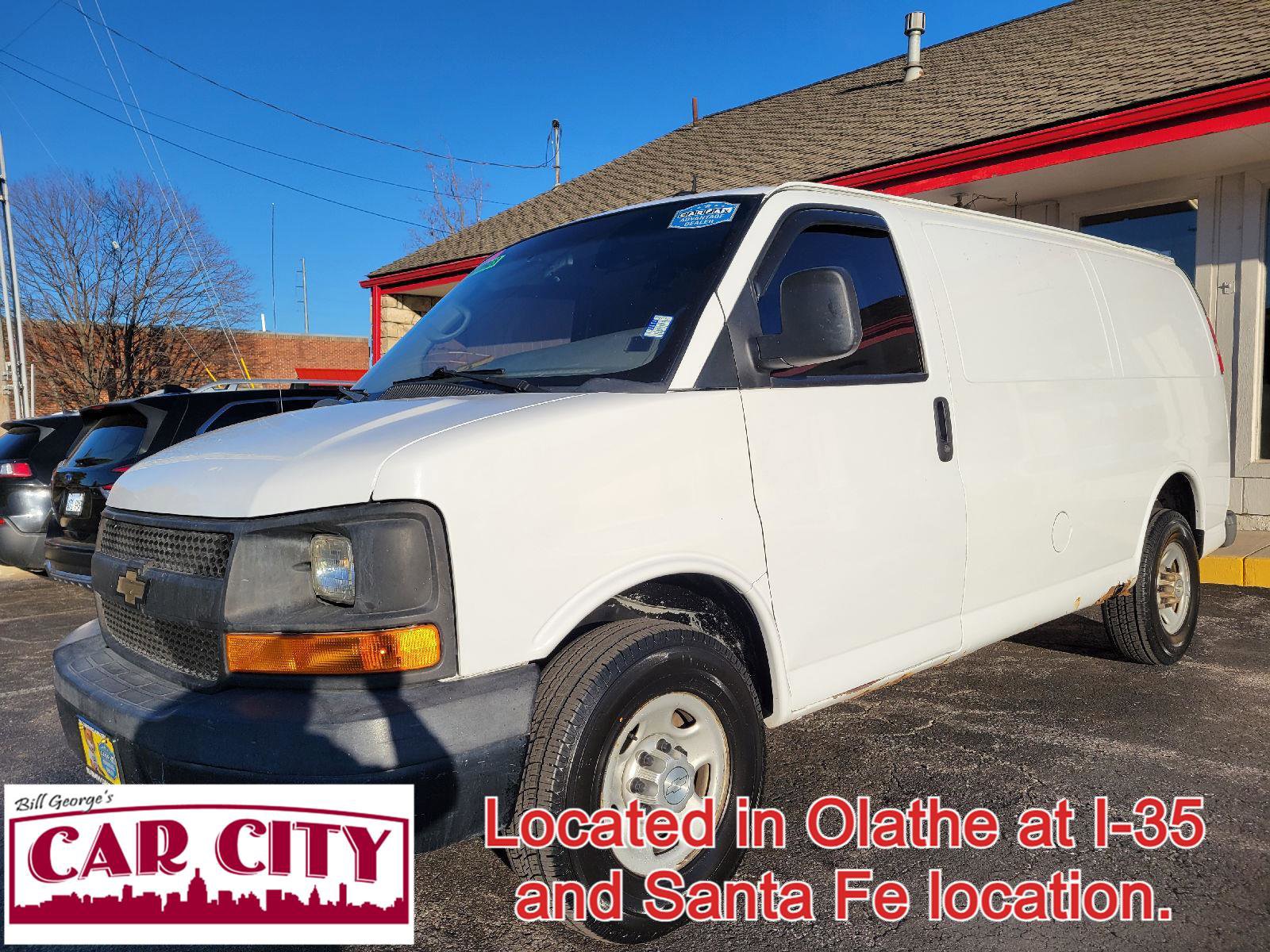 Used 2015 Chevrolet Express 2500 image 1