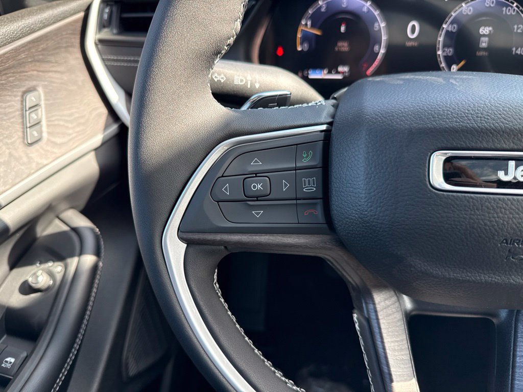 New 2027 Jeep Grand Cherokee L Limited AWD/4WD image 37
