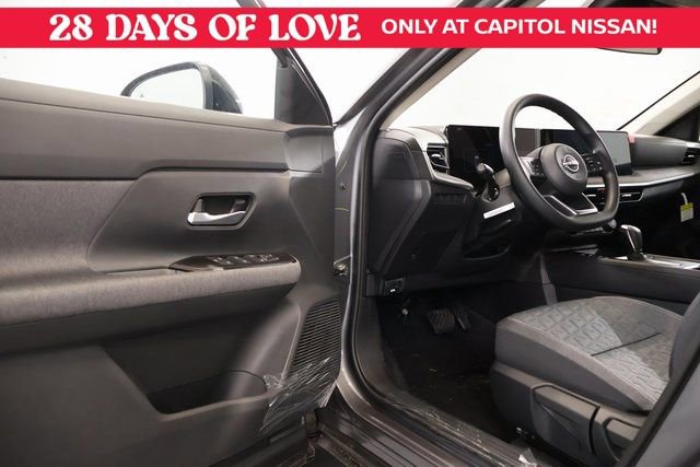 New 2026 Nissan Kicks SV w/ SV Premium Package image 9