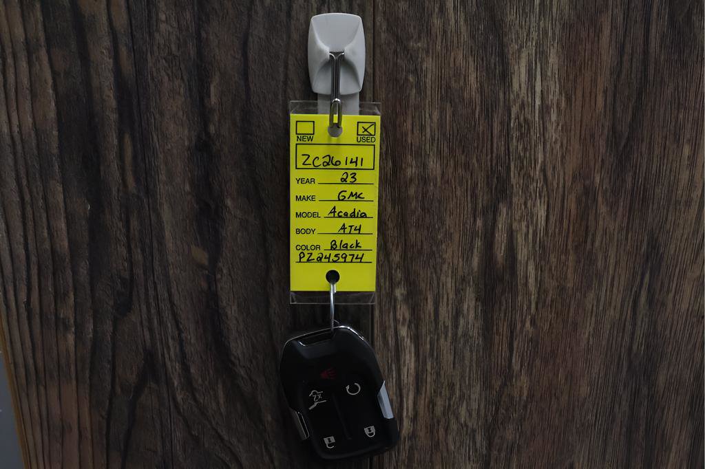 Used 2023 GMC Acadia AT4 w/ GMC Pro Grade Package image 30