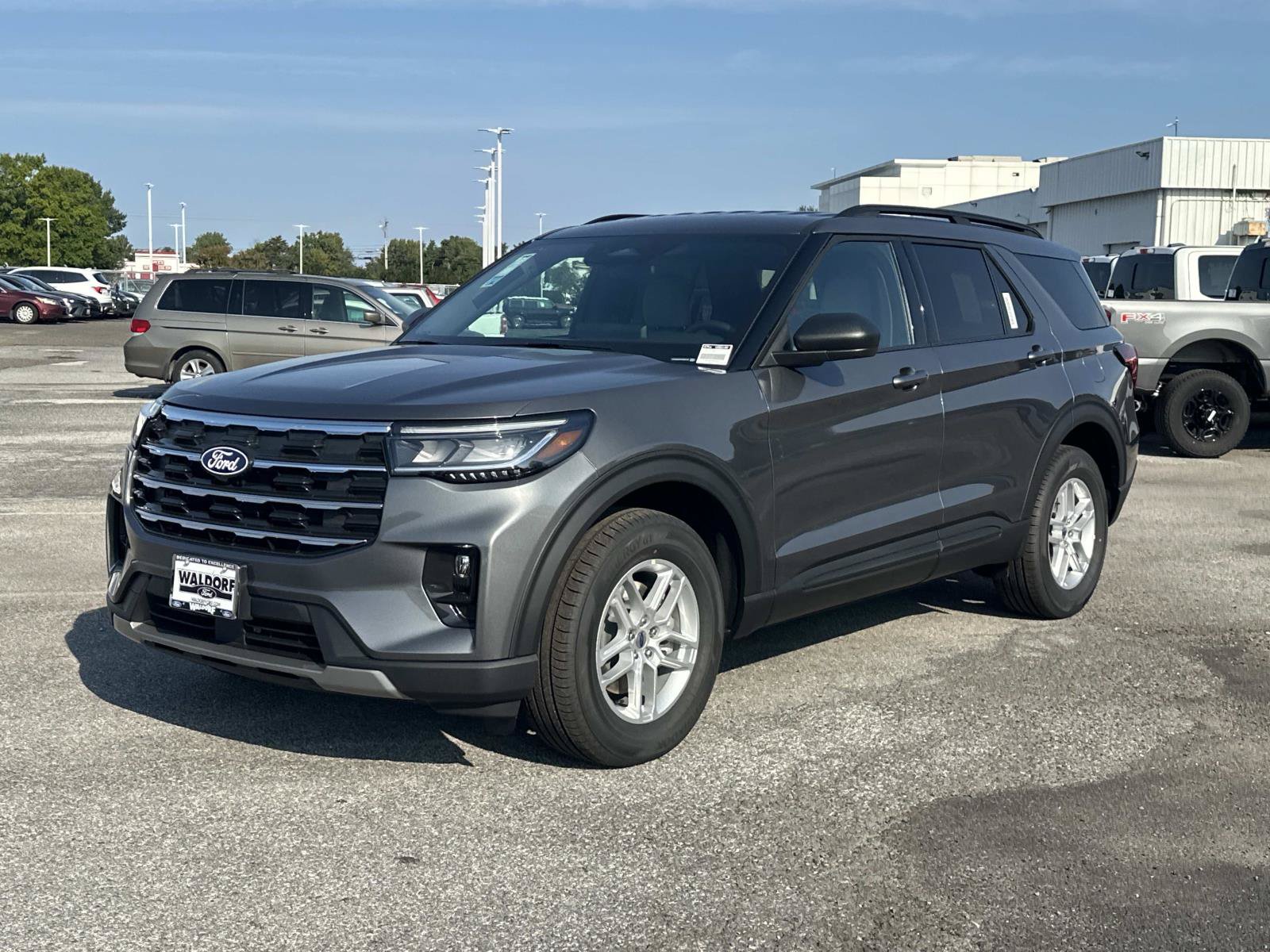 New 2027 Ford Explorer Active w/ Active Comfort Package AWD/4WD image 5