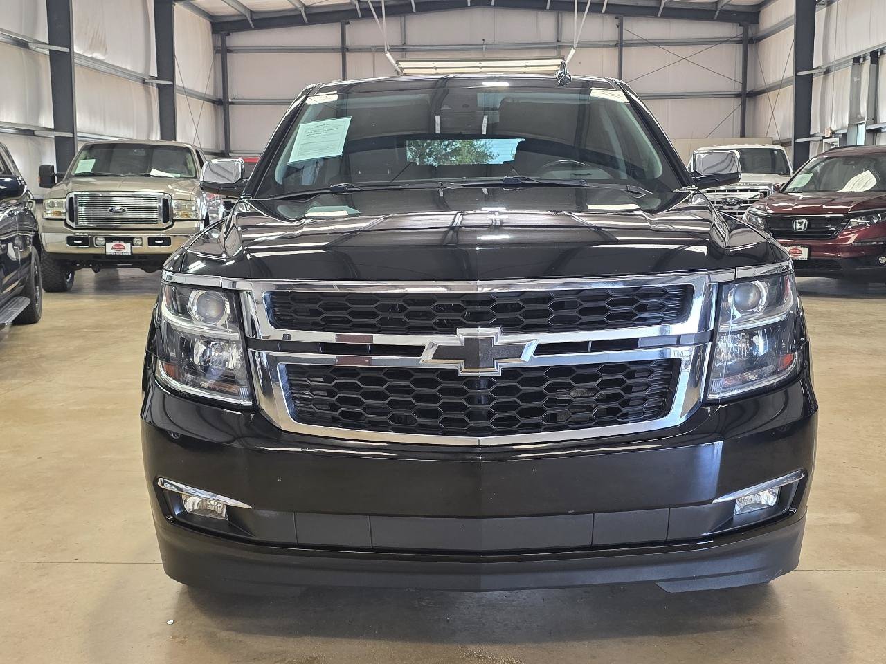 Used 2020 Chevrolet Suburban LS w/ Enhanced Driver Alert Package RWD image 2
