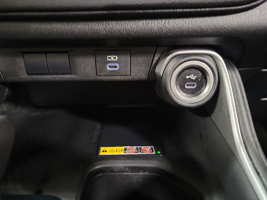 Used 2024 Toyota Grand Highlander XLE AWD/4WD image 18