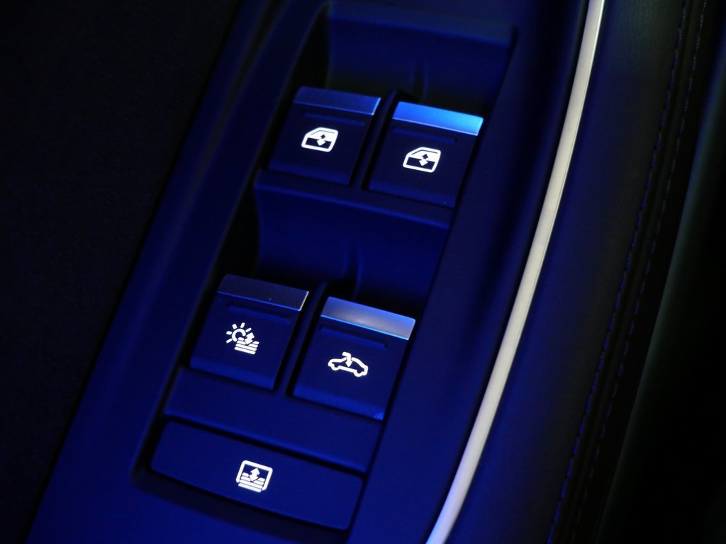 Used 2021 Audi A8 L 3.0T w/ Executive Plus Package image 23