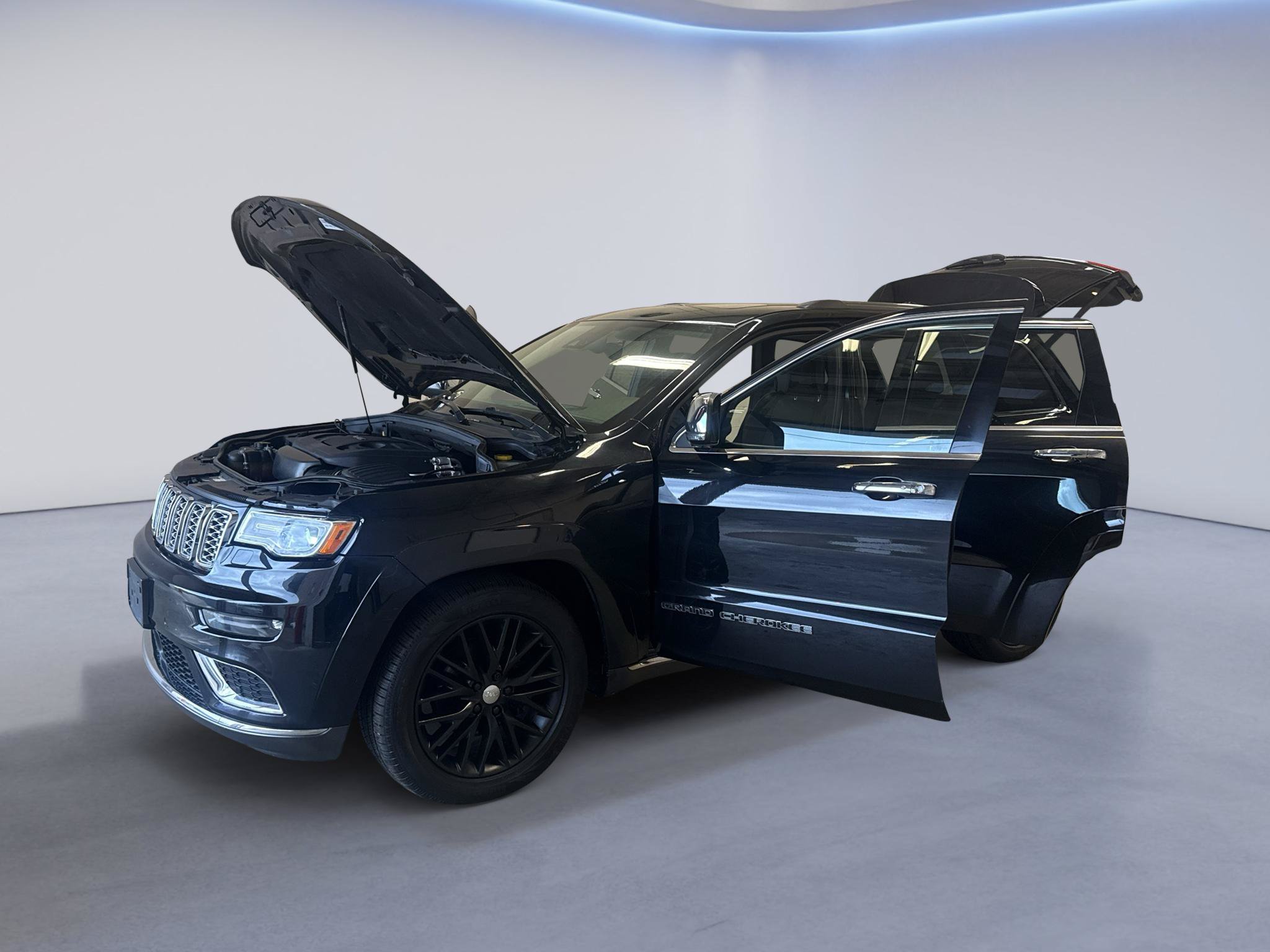 Used 2017 Jeep Grand Cherokee Summit AWD/4WD image 11