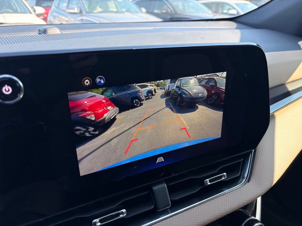 Used 2025 Chevrolet Equinox ACTIV FWD image 17