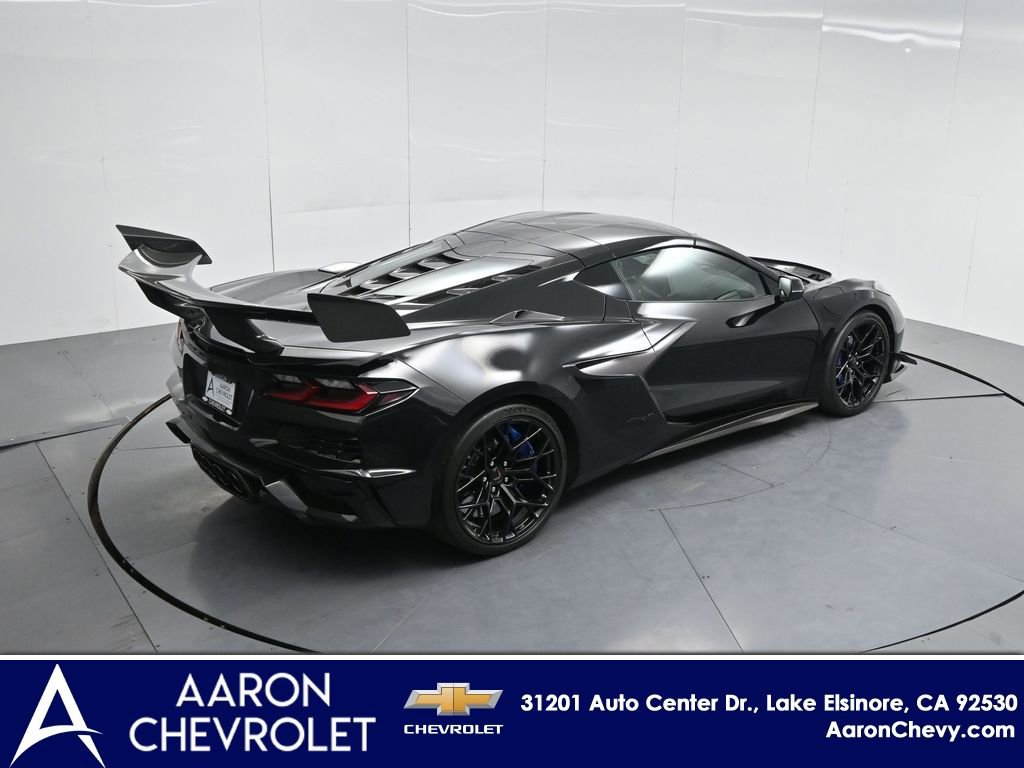 New 2026 Chevrolet Corvette ZR1 w/ ZR1 Carbon Fiber Aero Package image 45