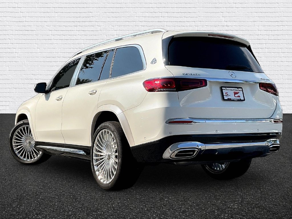 Used 2023 Mercedes-Benz Maybach GLS 600 4MATIC image 4