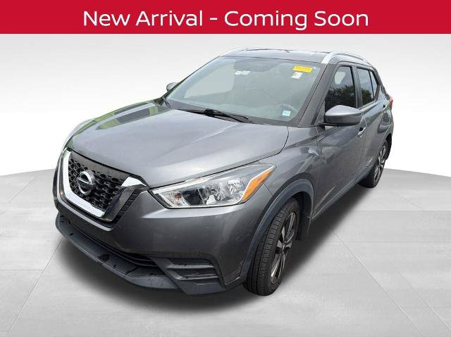 Certified 2019 Nissan Kicks SV FWD image 1