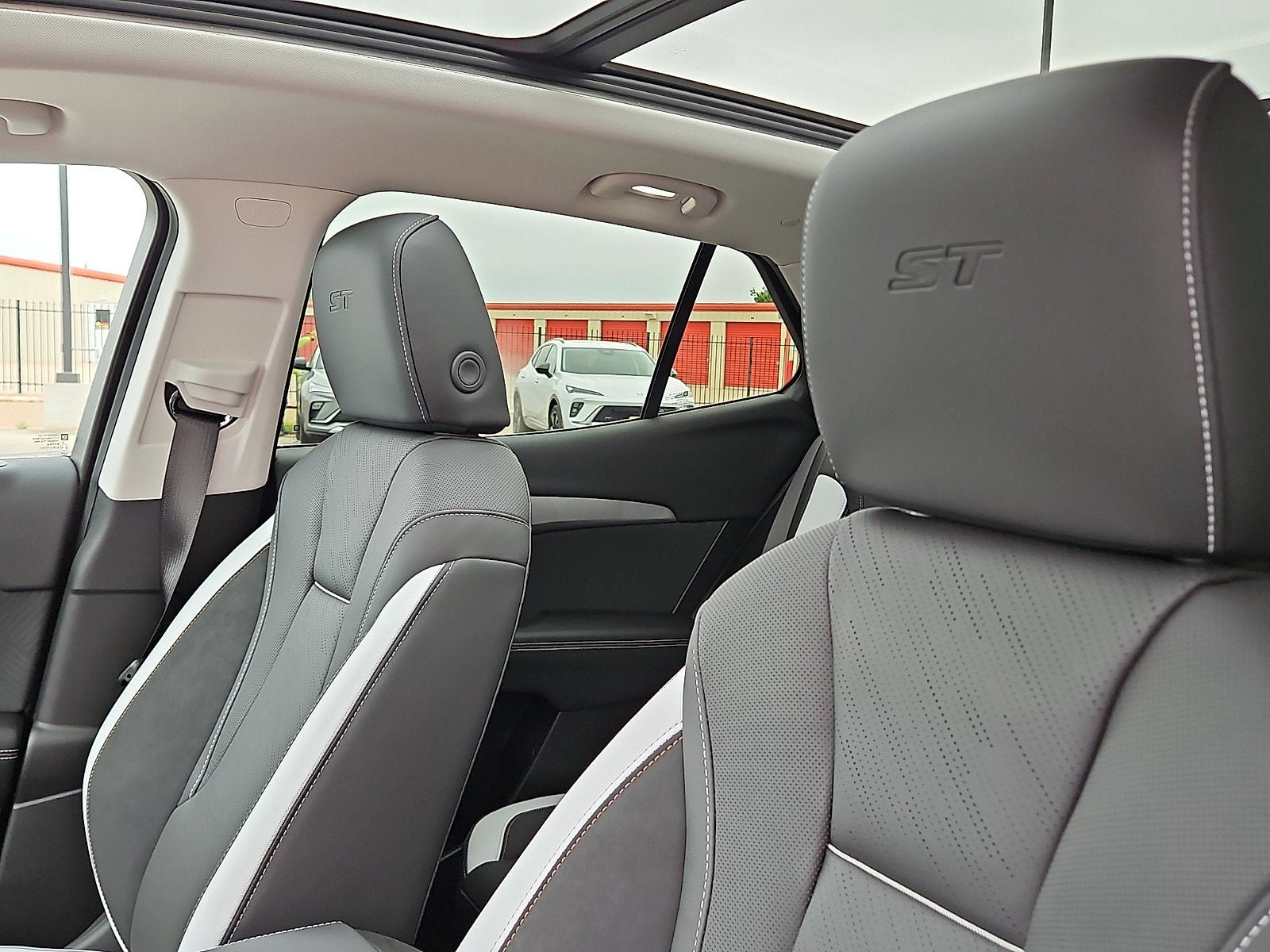 New 2026 Buick Envision Sport Touring AWD/4WD image 11