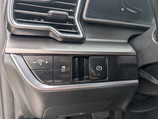 Used 2024 Kia Sportage EX FWD image 22