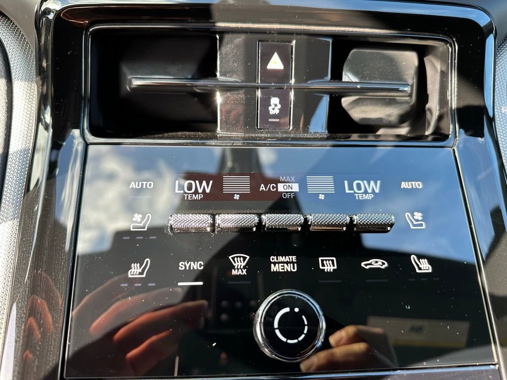 Used 2025 Porsche Panamera 4 image 19