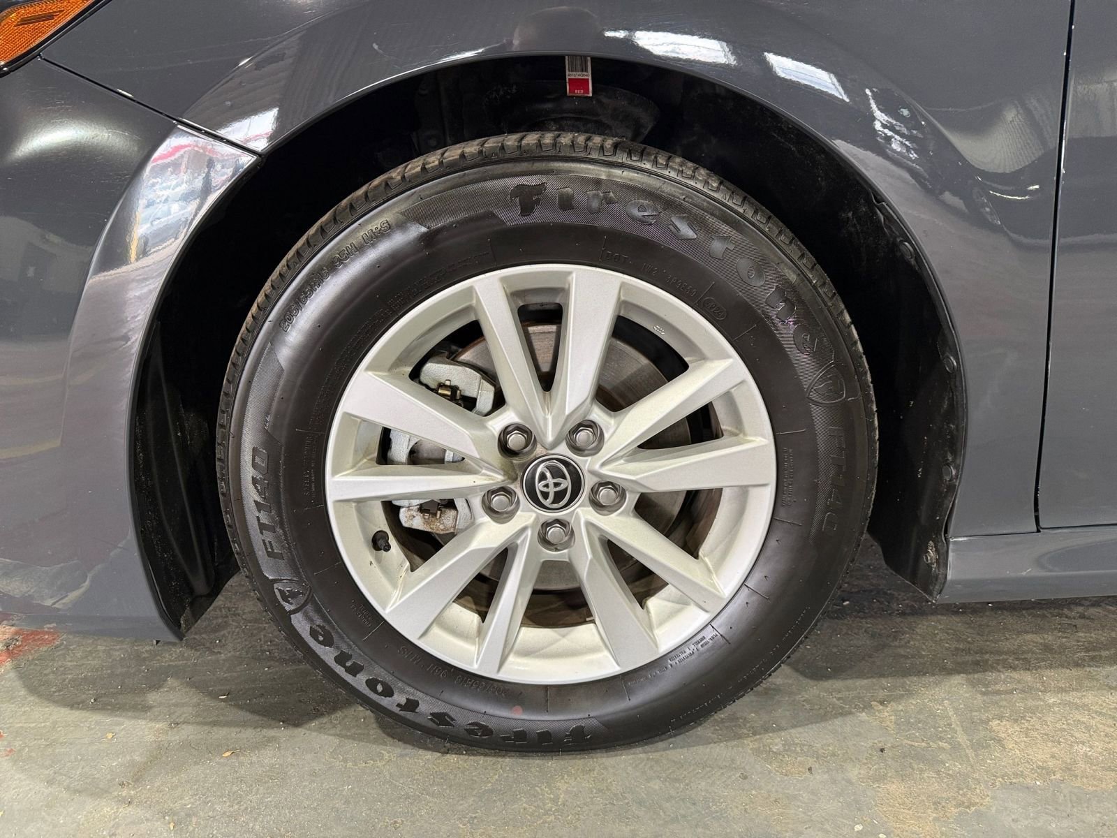 Used 2025 Toyota Camry LE image 30