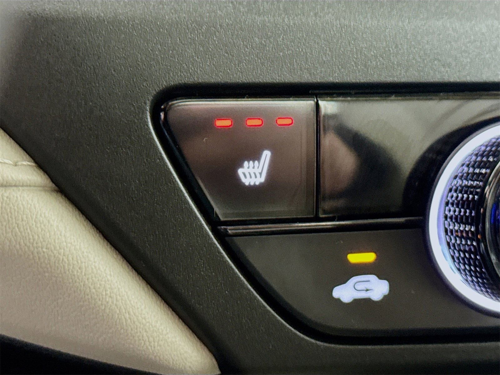 Used 2025 Honda Accord SE image 17