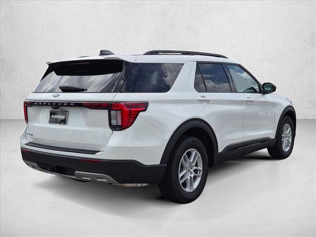 New 2026 Ford Explorer Active RWD image 8