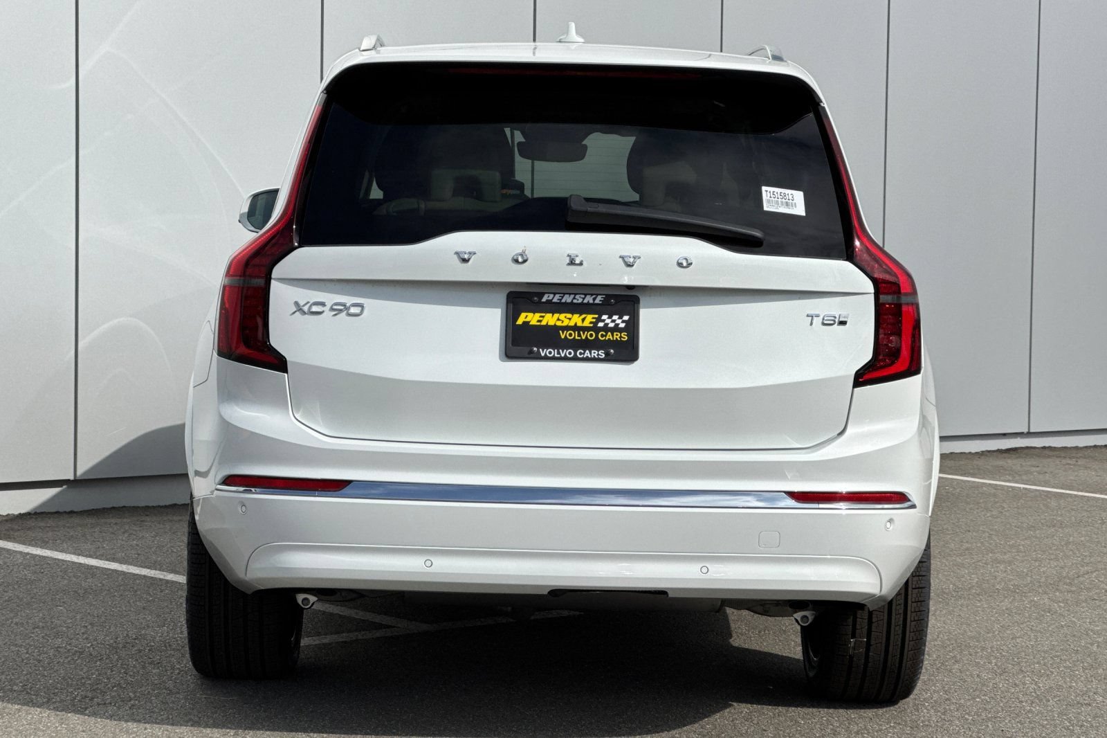 New 2026 Volvo XC90 T8 Ultra w/ Protection Package AWD/4WD image 4
