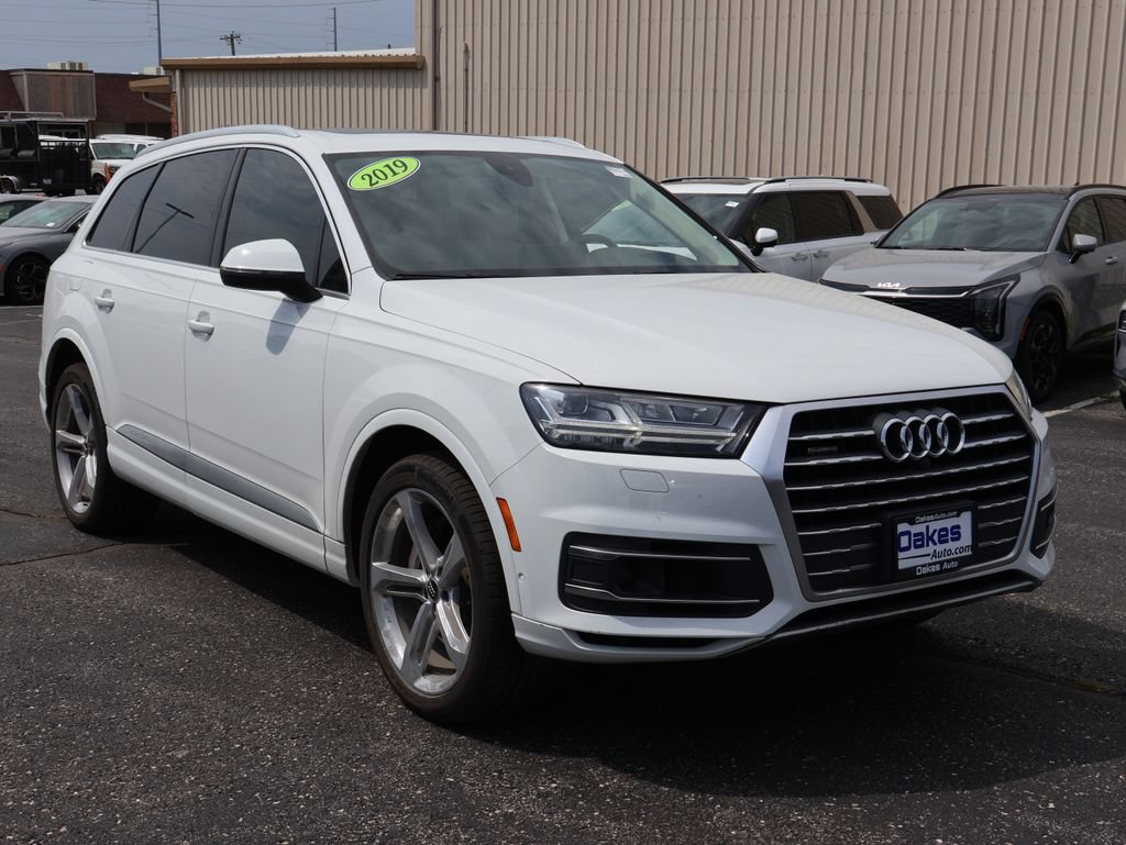 Used 2019 Audi Q7 3.0T Prestige w/ Prestige Package AWD/4WD image 1