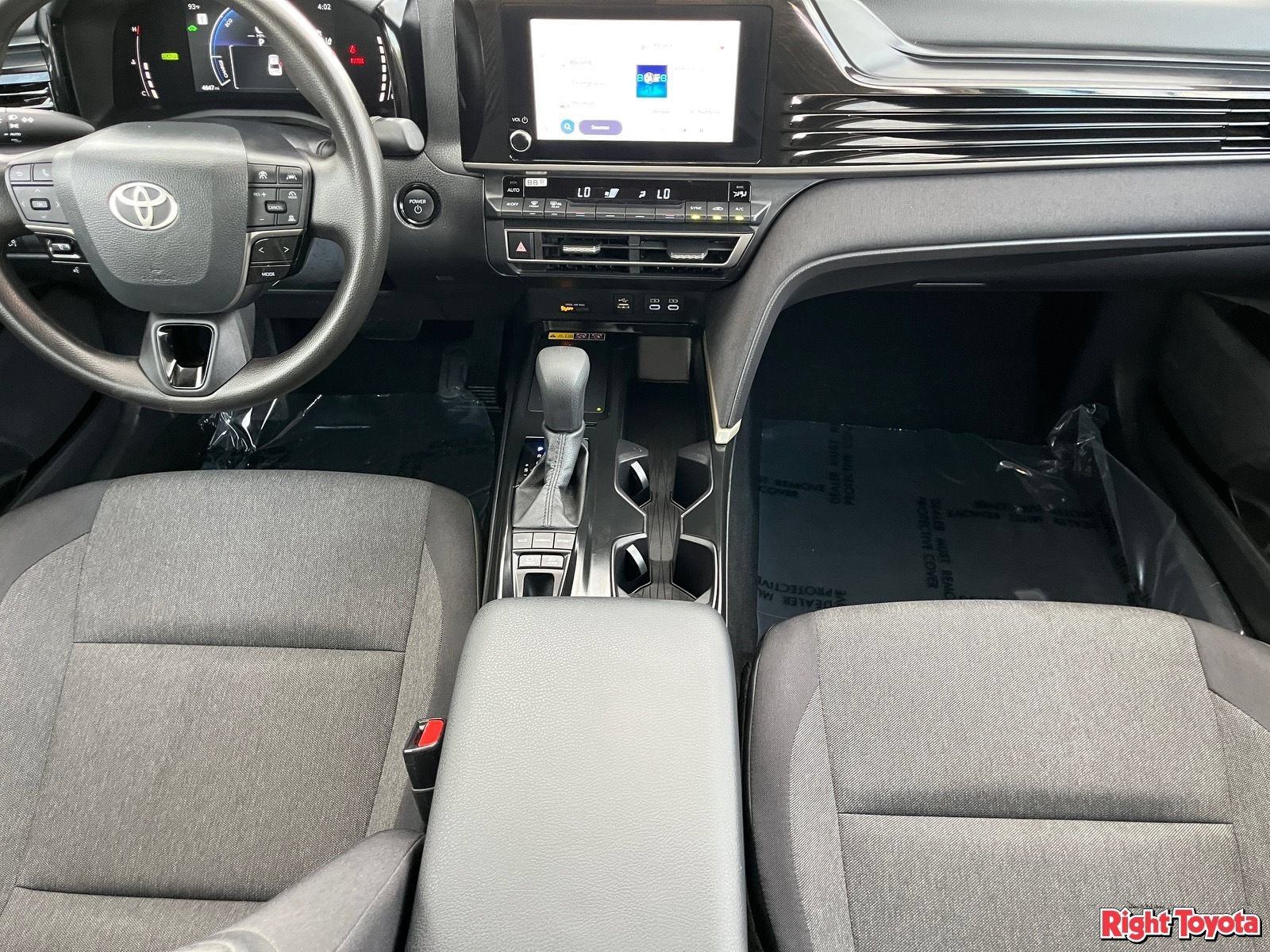 Used 2026 Toyota Camry LE FWD image 17