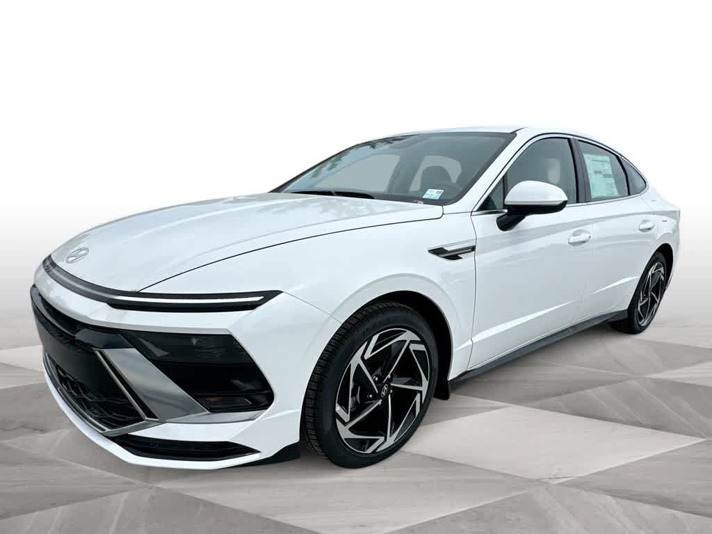 New 2026 Hyundai Sonata SEL FWD image 4
