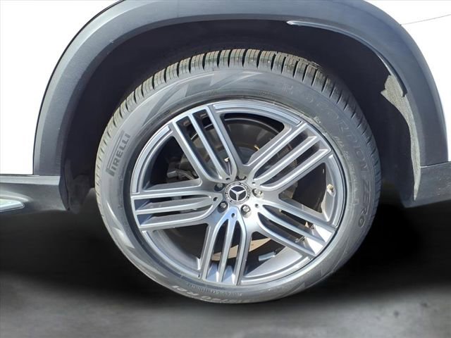 Used 2022 Mercedes-Benz GLS 450 4MATIC image 29
