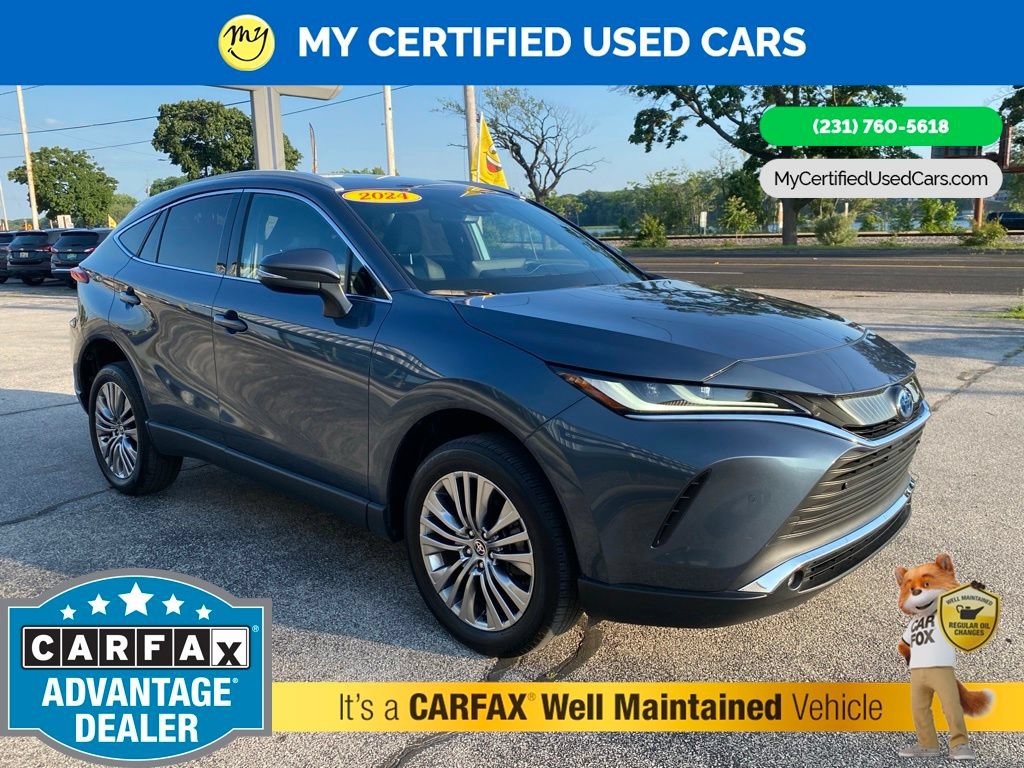 Used 2024 Toyota Venza XLE AWD/4WD image 3