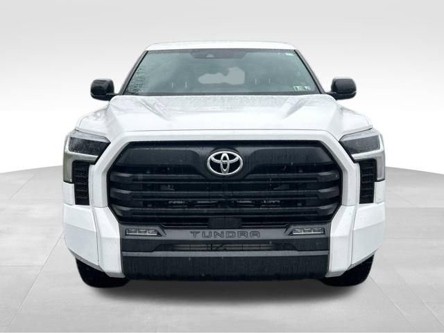 Used 2025 Toyota Tundra SR5 AWD/4WD image 8