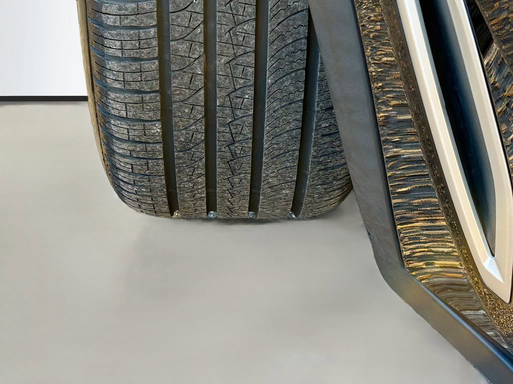 Used 2020 BMW X5 xDrive40i w/ Convenience Package image 44