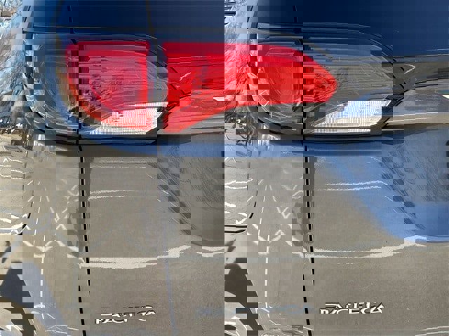 Used 2017 Chrysler Pacifica Touring-L Plus image 7