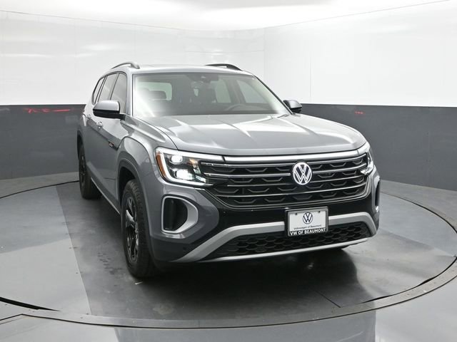 New 2026 Volkswagen Atlas Peak Edition image 22