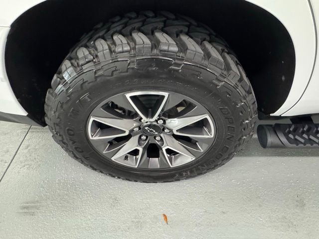 Used 2024 Chevrolet Tahoe Z71 image 4