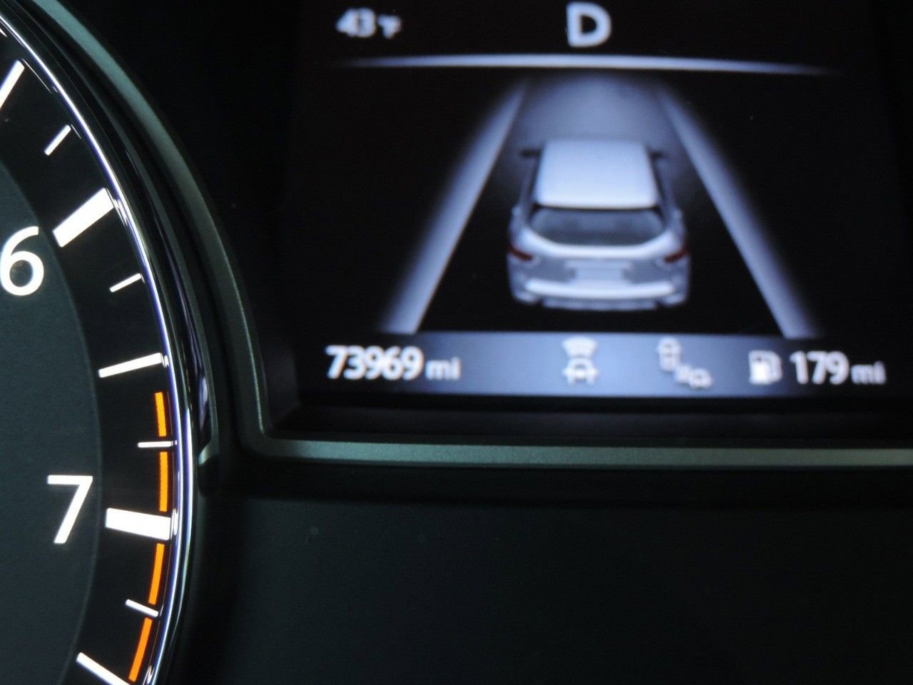 Used 2018 Nissan Pathfinder SL image 31