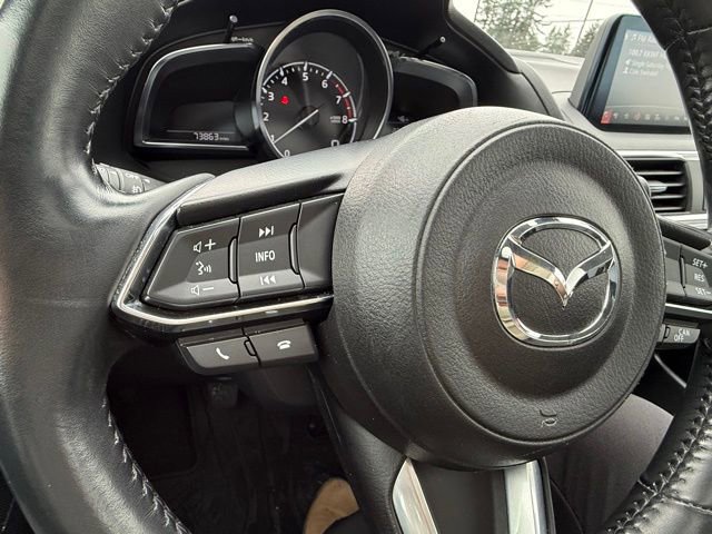 Used 2018 MAZDA MAZDA3 Grand Touring w/ Premium Equipment Package image 14