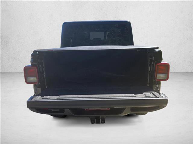 Used 2023 Jeep Gladiator Sport image 7