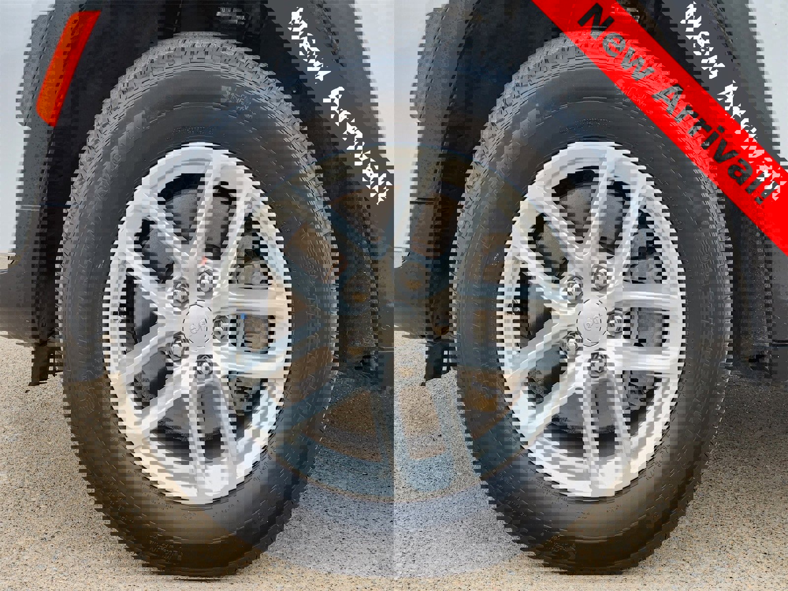 Used 2024 Jeep Grand Cherokee L Laredo image 10