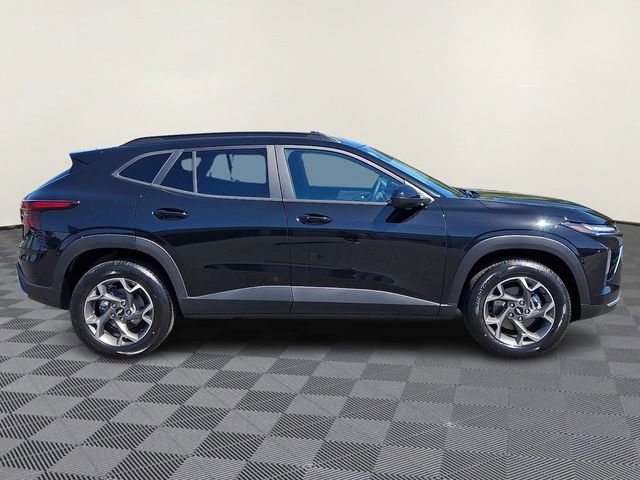 New 2026 Chevrolet Trax LT w/ LT Convenience Package FWD image 5
