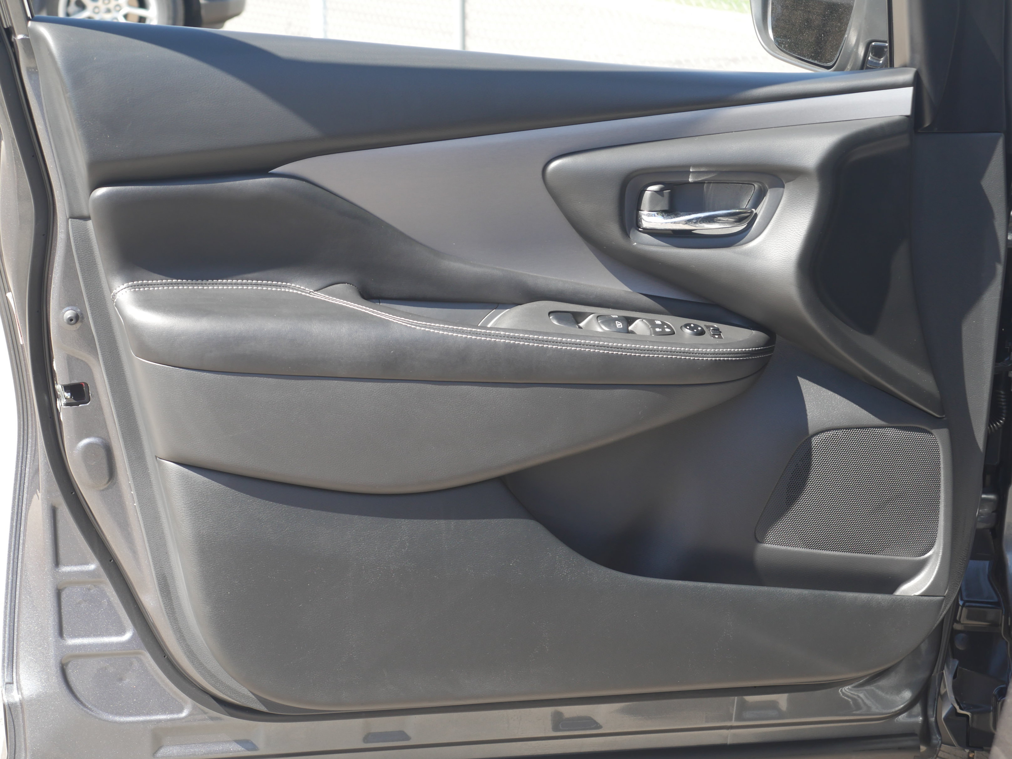 Used 2019 Nissan Murano S AWD/4WD image 30