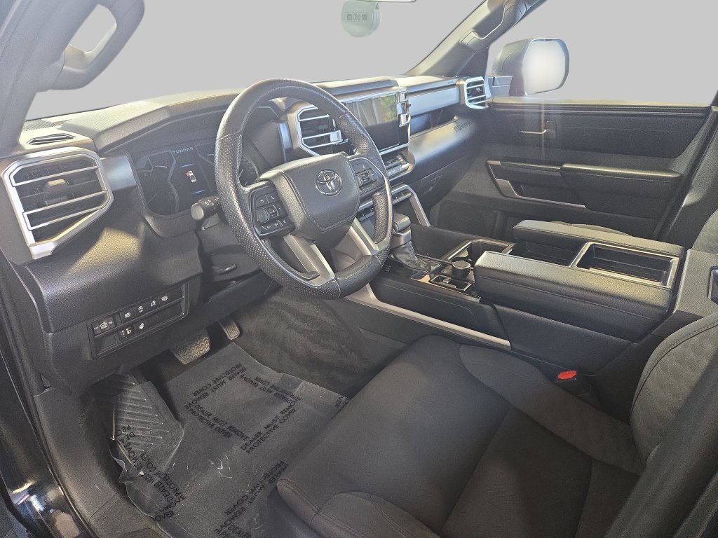 Used 2025 Toyota Tundra SR5 AWD/4WD image 18