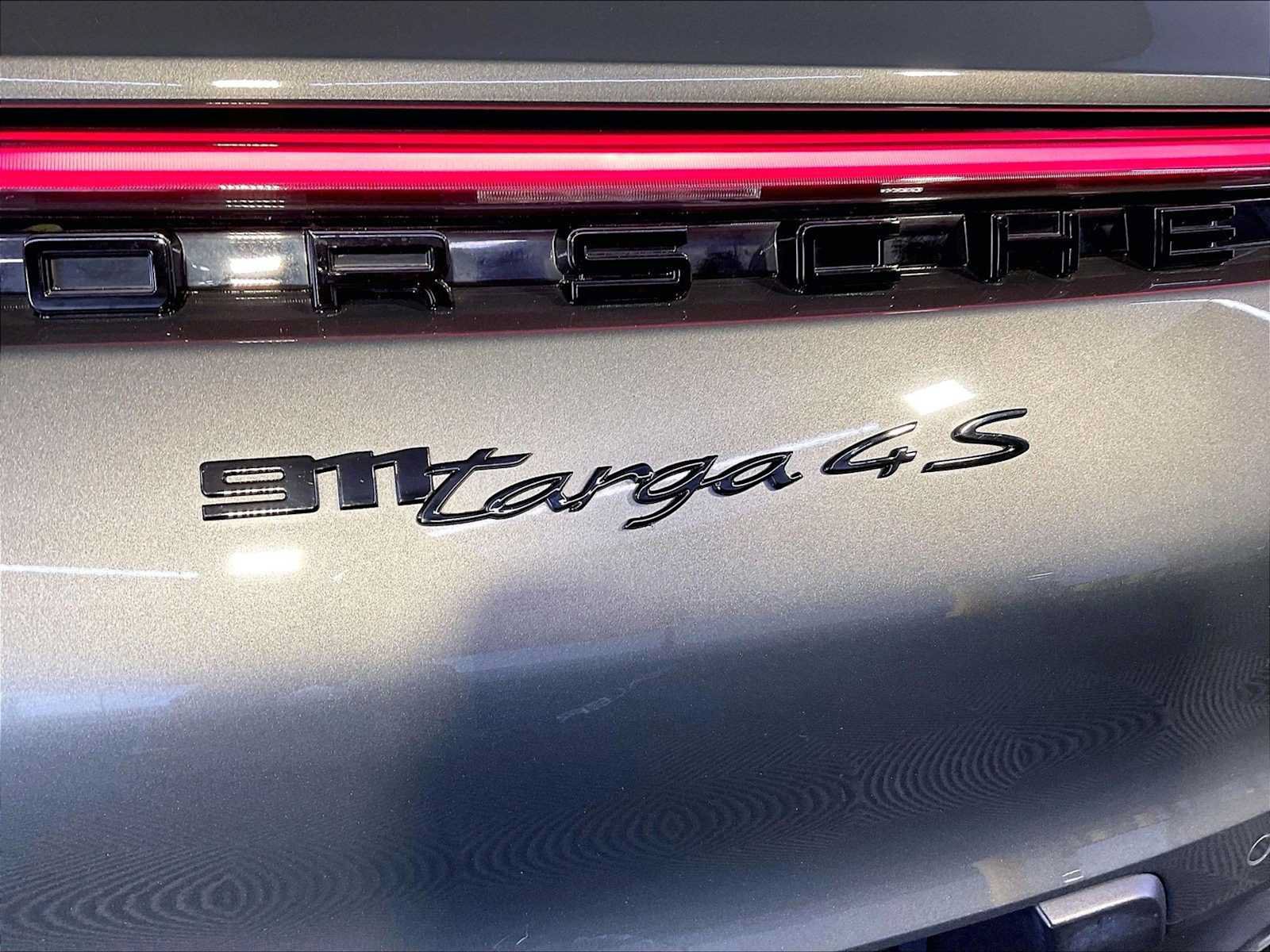 Certified 2021 Porsche 911 Targa 4S AWD/4WD image 35