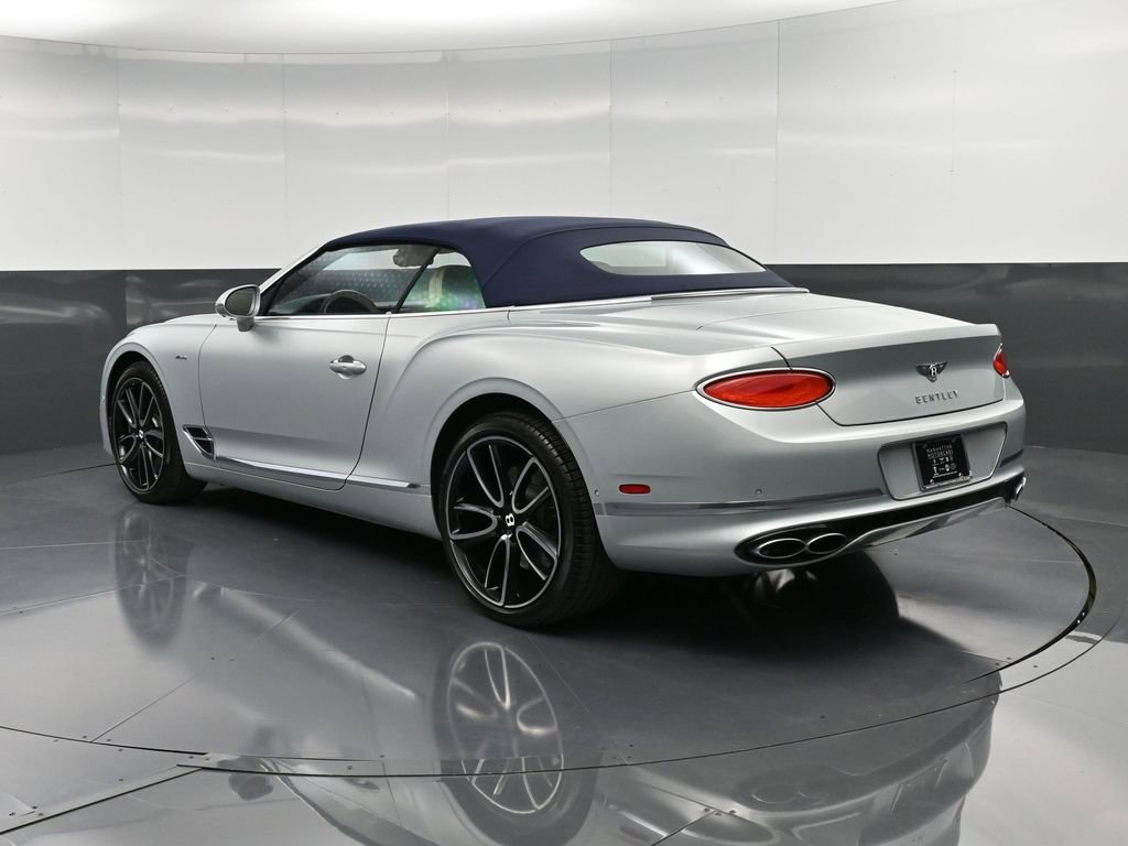 Used 2023 Bentley Continental GT Azure image 3