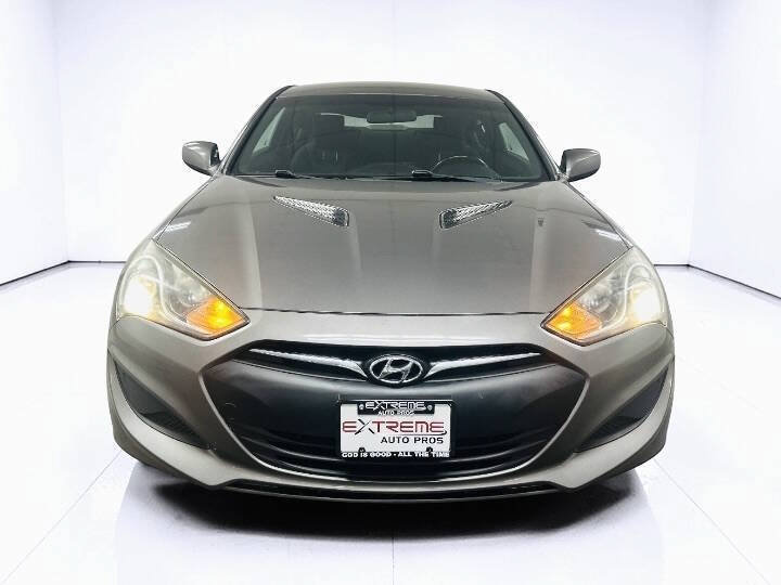 Used 2013 Hyundai Genesis 2.0T RWD image 6