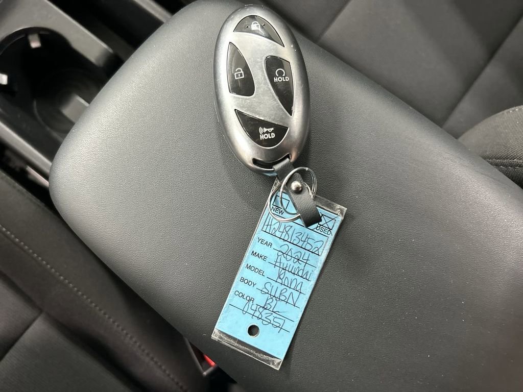 Used 2024 Hyundai Kona SE FWD image 19