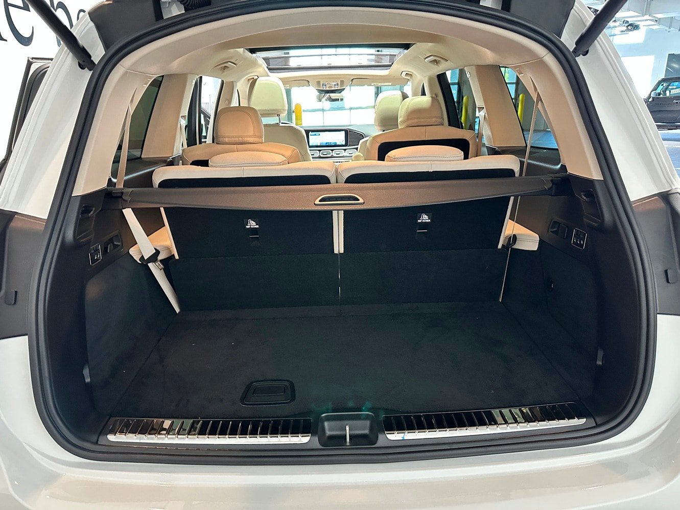 New 2026 Mercedes-Benz GLS 450 4MATIC image 16