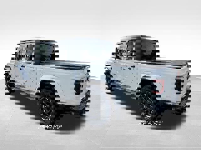 Used 2020 Jeep Gladiator Overland w/ Safety Group image 6