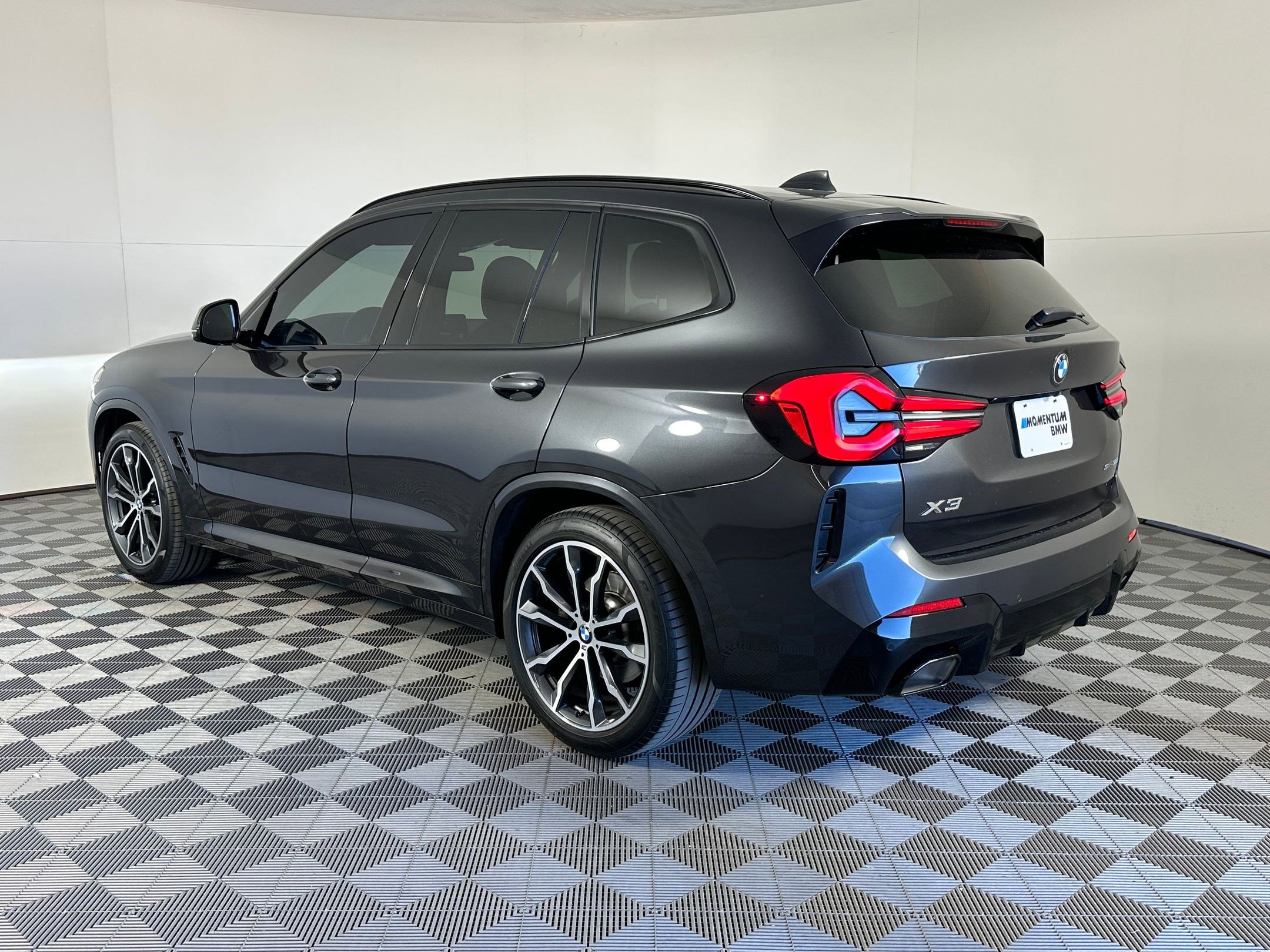 Certified 2023 BMW X3 sDrive30i w/ M Sport Package image 3