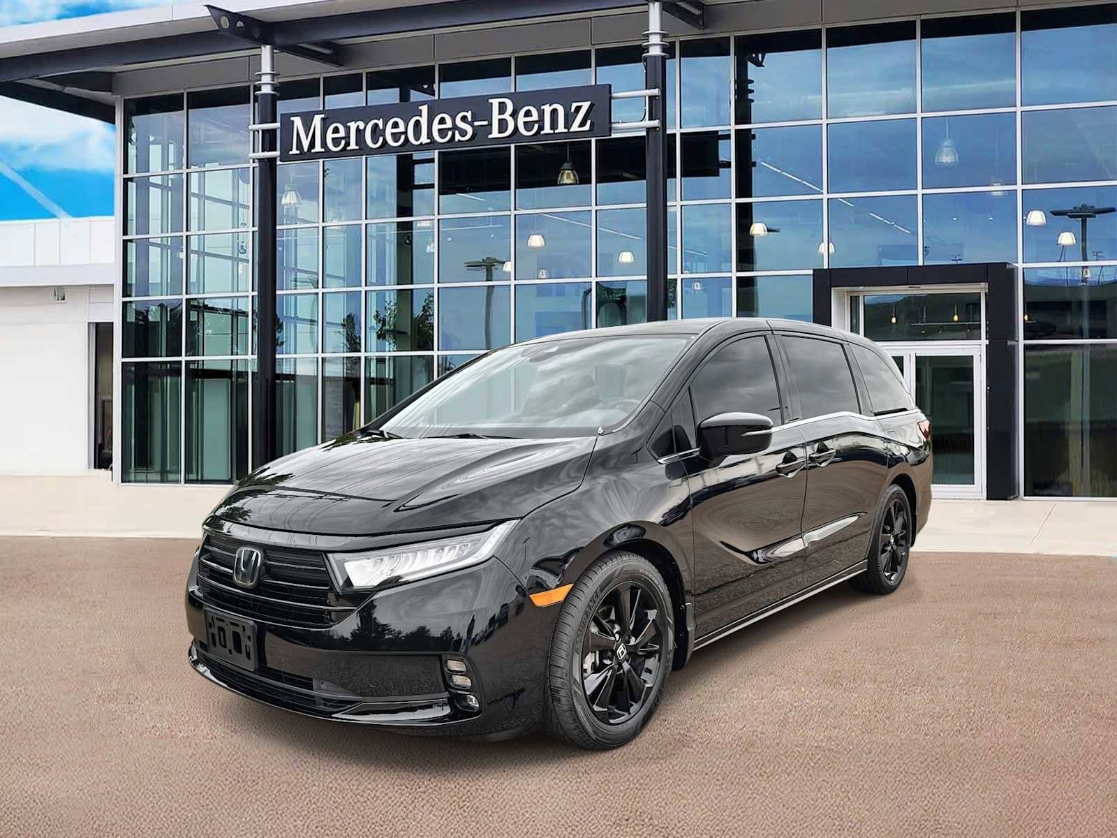 Used 2023 Honda Odyssey Sport image 1